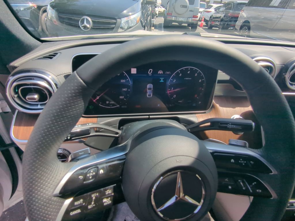 Certified 2024 Mercedes-Benz CLE 300 4MATIC Coupe image 3