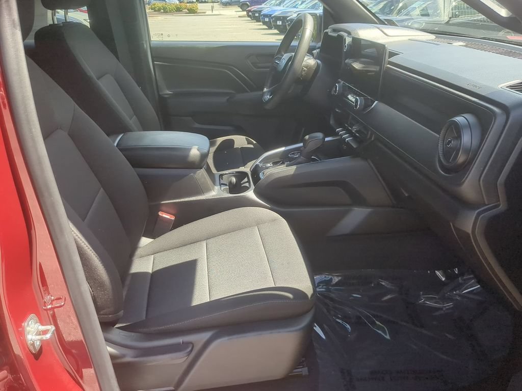 Used 2024 Chevrolet Colorado Trail Boss w/ Advanced Trailering Package AWD/4WD image 29