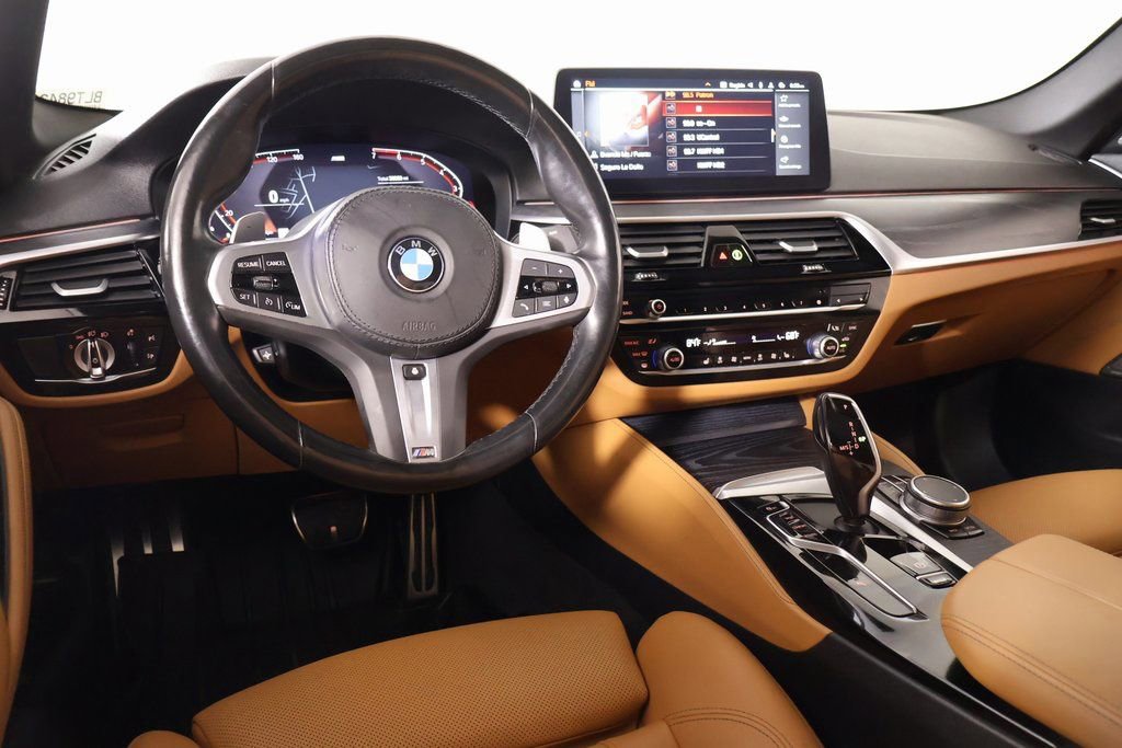 Used 2023 BMW 530i xDrive w/ M Sport Package image 2