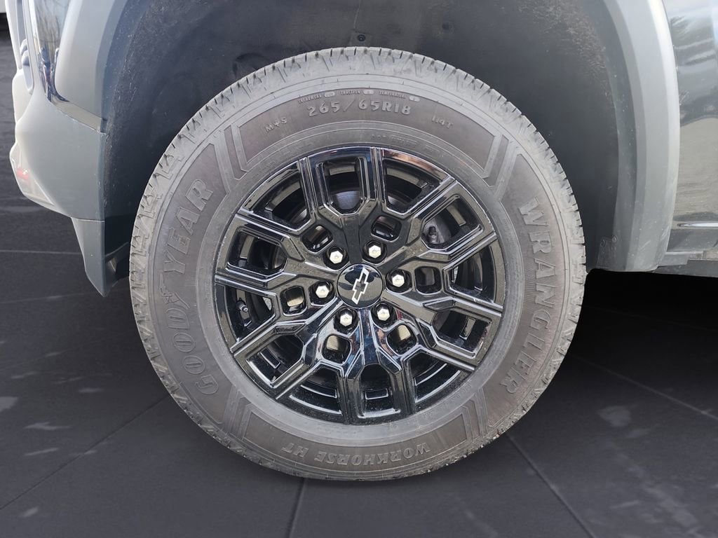 Used 2023 Chevrolet Colorado Trail Boss w/ Advanced Trailering Package AWD/4WD image 15