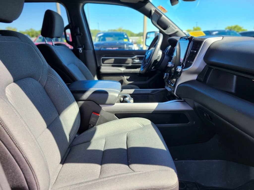 Used 2023 RAM 1500 Big Horn AWD/4WD image 9