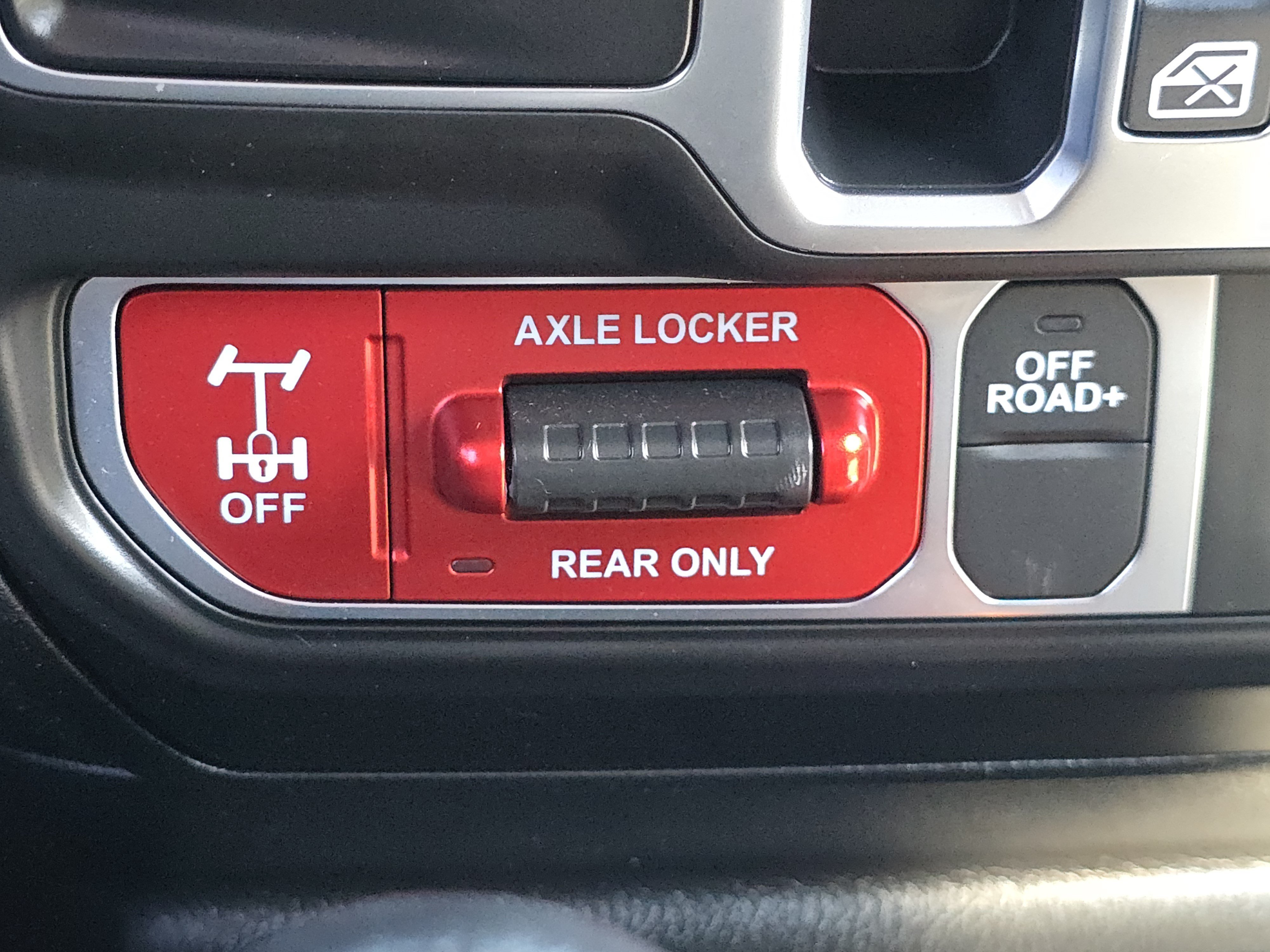 Used 2025 Jeep Wrangler Unlimited Sport AWD/4WD image 14