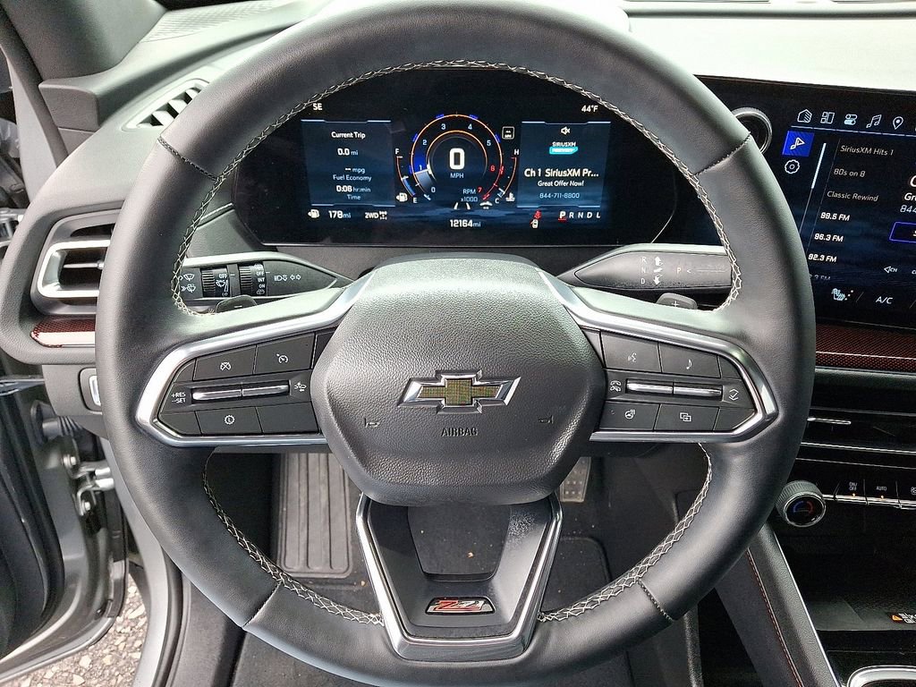 Used 2025 Chevrolet Traverse Z71 w/ Driver Confidence Package image 18