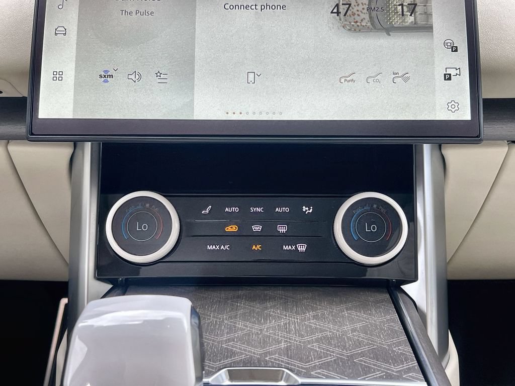 Certified 2023 Land Rover Range Rover SV AWD/4WD image 28