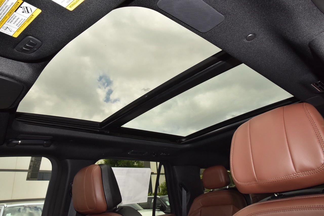 New 2026 Lincoln Navigator L Reserve AWD/4WD image 32