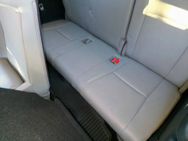 Used 2020 Toyota Highlander XLE AWD/4WD image 30