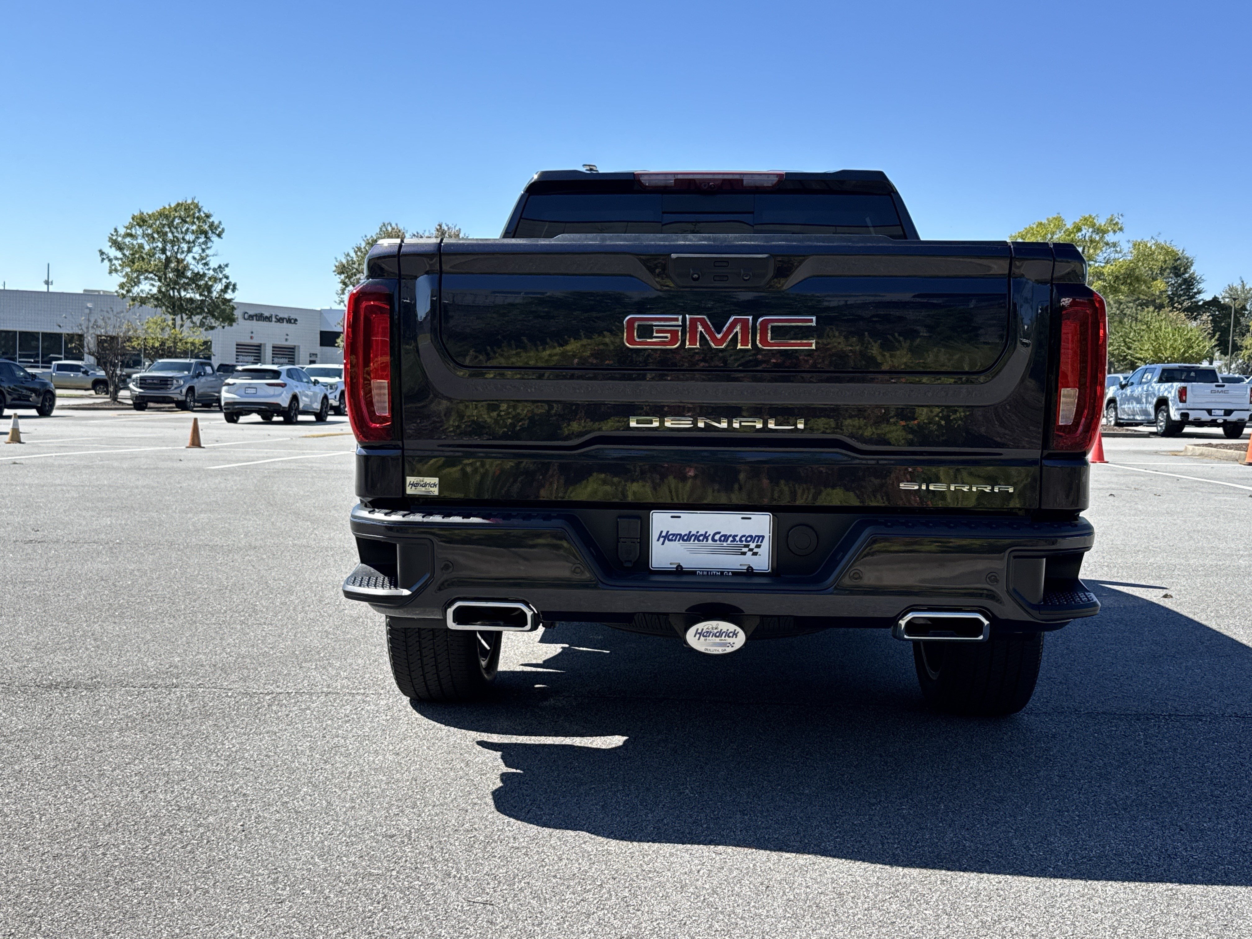 Used 2024 GMC Sierra 1500 Denali w/ Denali Reserve Package AWD/4WD image 9
