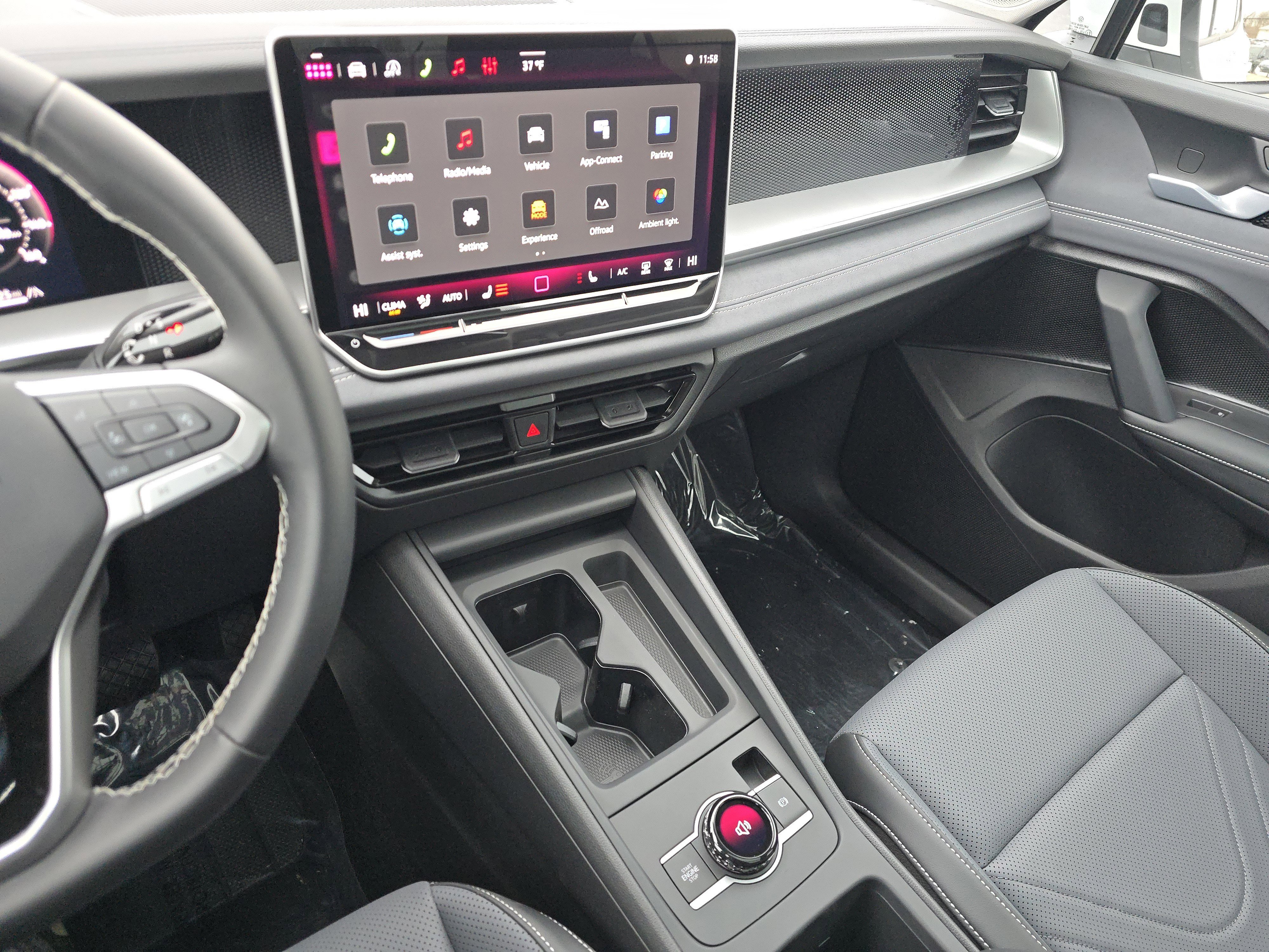 New 2026 Volkswagen Tiguan SE image 23