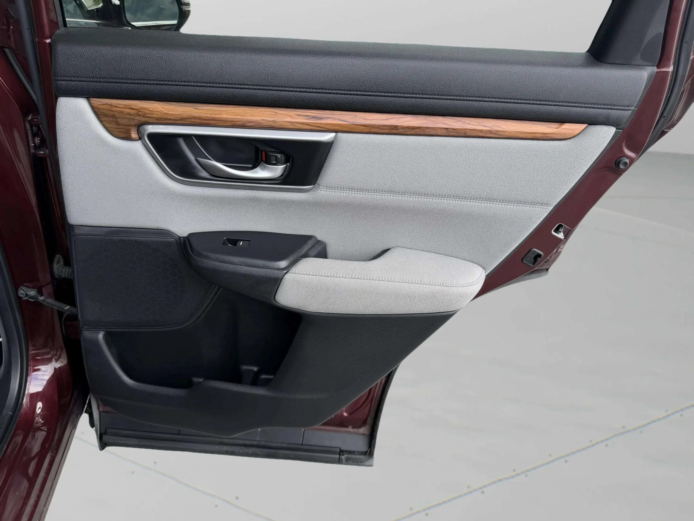 Used 2018 Honda CR-V EX image 23