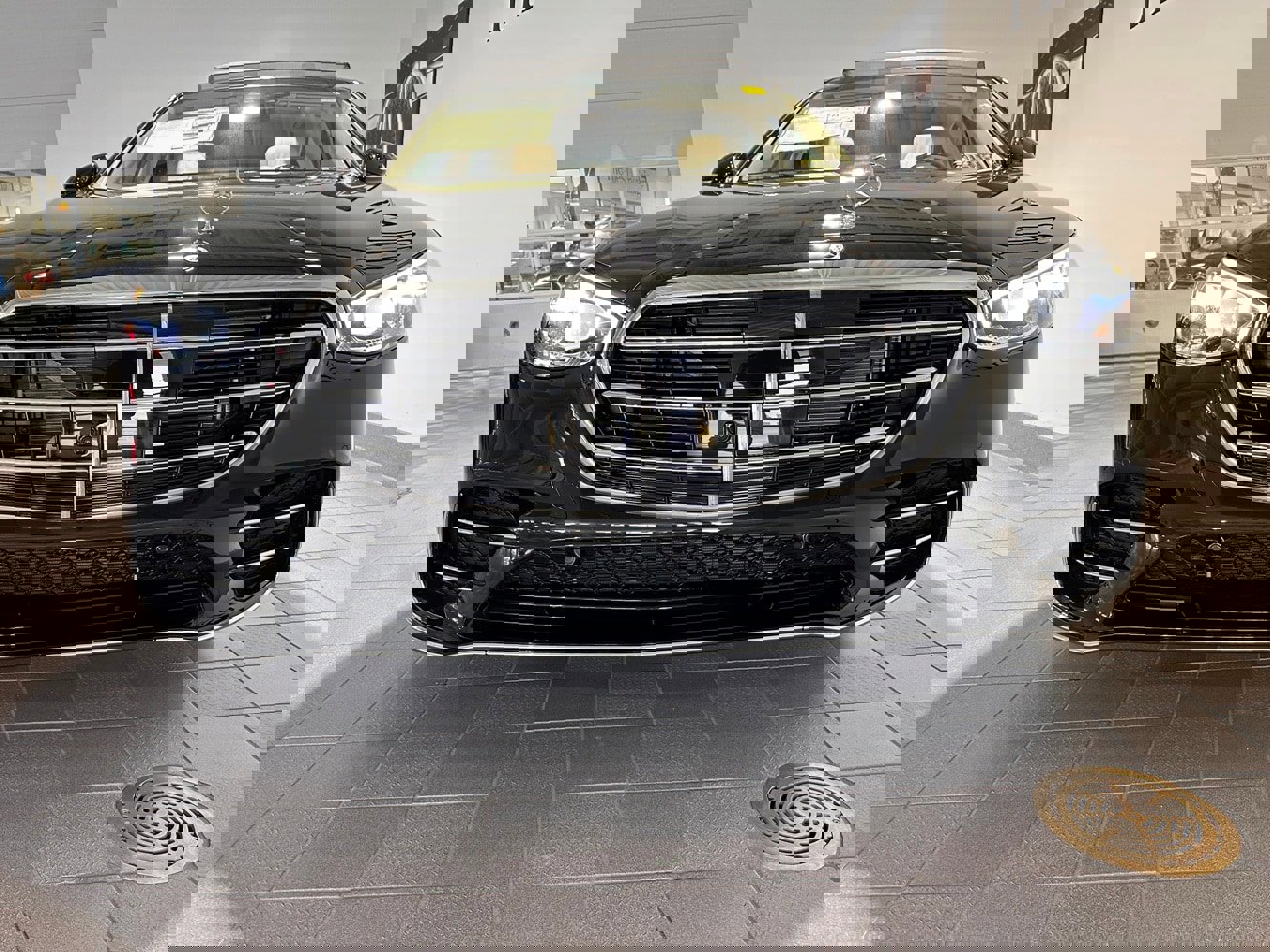 New 2026 Mercedes-Benz S 500 4MATIC image 2