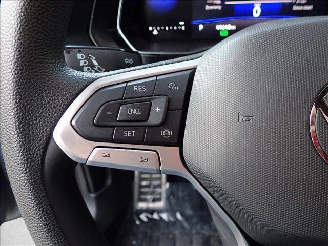 Used 2023 Volkswagen Jetta Sport image 11