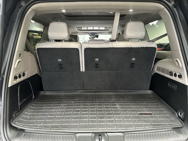 Used 2023 Jeep Wagoneer Series III w/ Premium Group I AWD/4WD image 26