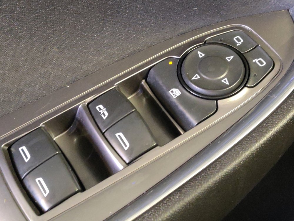 Used 2016 Chevrolet Malibu LT image 27