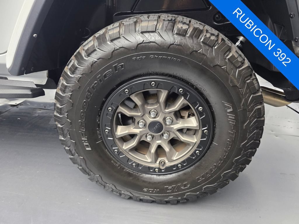 Used 2022 Jeep Wrangler Unlimited Rubicon w/ Trailer Tow Package AWD/4WD image 16