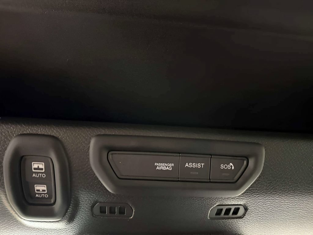 Used 2021 Jeep Wrangler Unlimited Rubicon w/ Uconnect 4C Nav & Sound Group AWD/4WD image 32