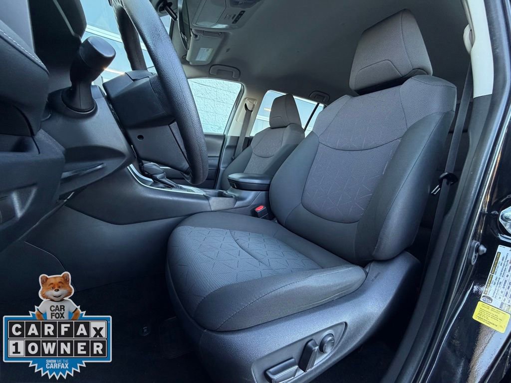 Used 2024 Toyota RAV4 XLE image 3