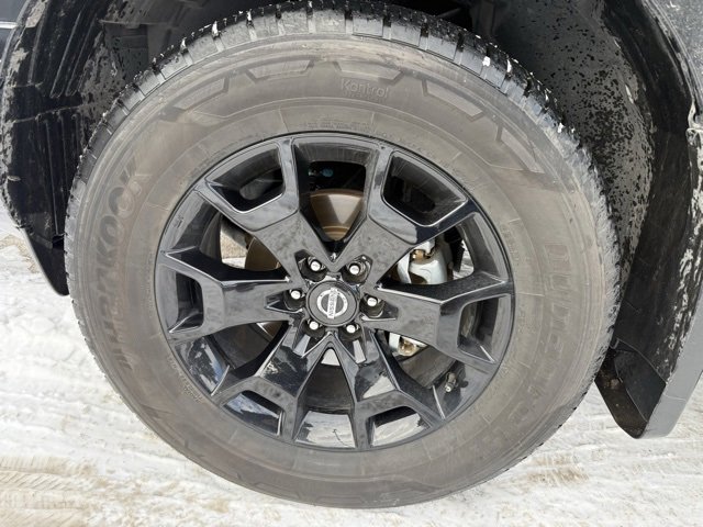 Used 2021 Nissan Frontier SV w/ Midnight Edition Floor Mats image 5