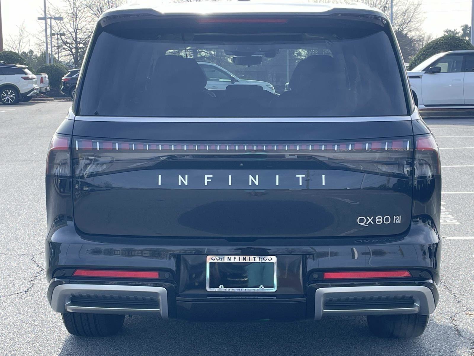 Certified 2025 INFINITI QX80 Sensory image 3