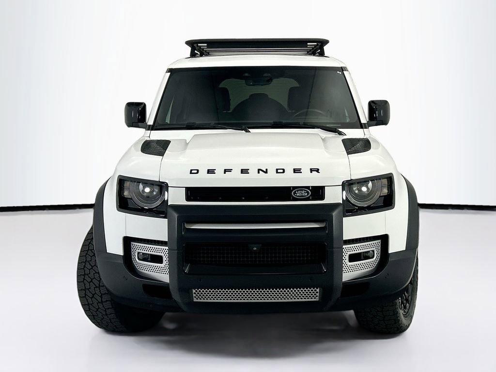 Used 2023 Land Rover Defender 110 S AWD/4WD image 2