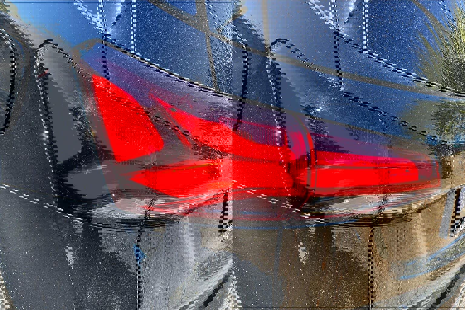 Used 2023 Chevrolet Equinox RS image 28