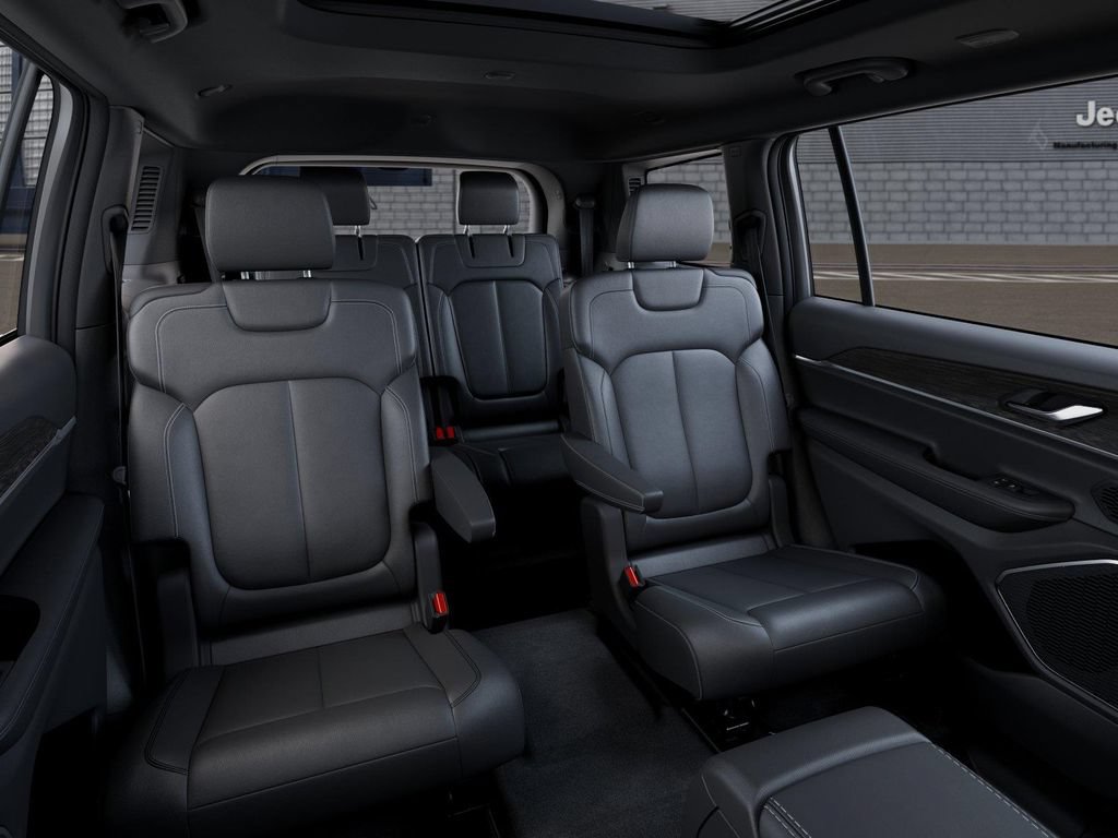 New 2026 Jeep Grand Cherokee L Limited w/ Limited Altitude Package RWD image 15