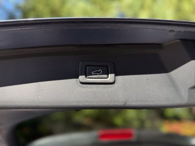 Used 2016 Subaru Outback 2.5i Limited w/ Popular Package #4 AWD/4WD image 42