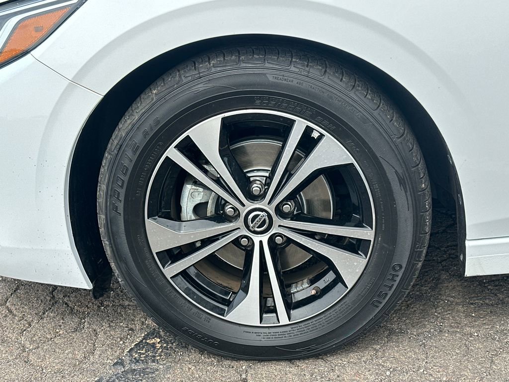 Used 2021 Nissan Sentra SV FWD image 12