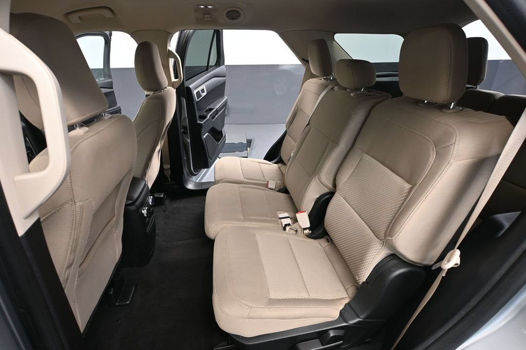 Used 2022 Ford Explorer 4WD image 30