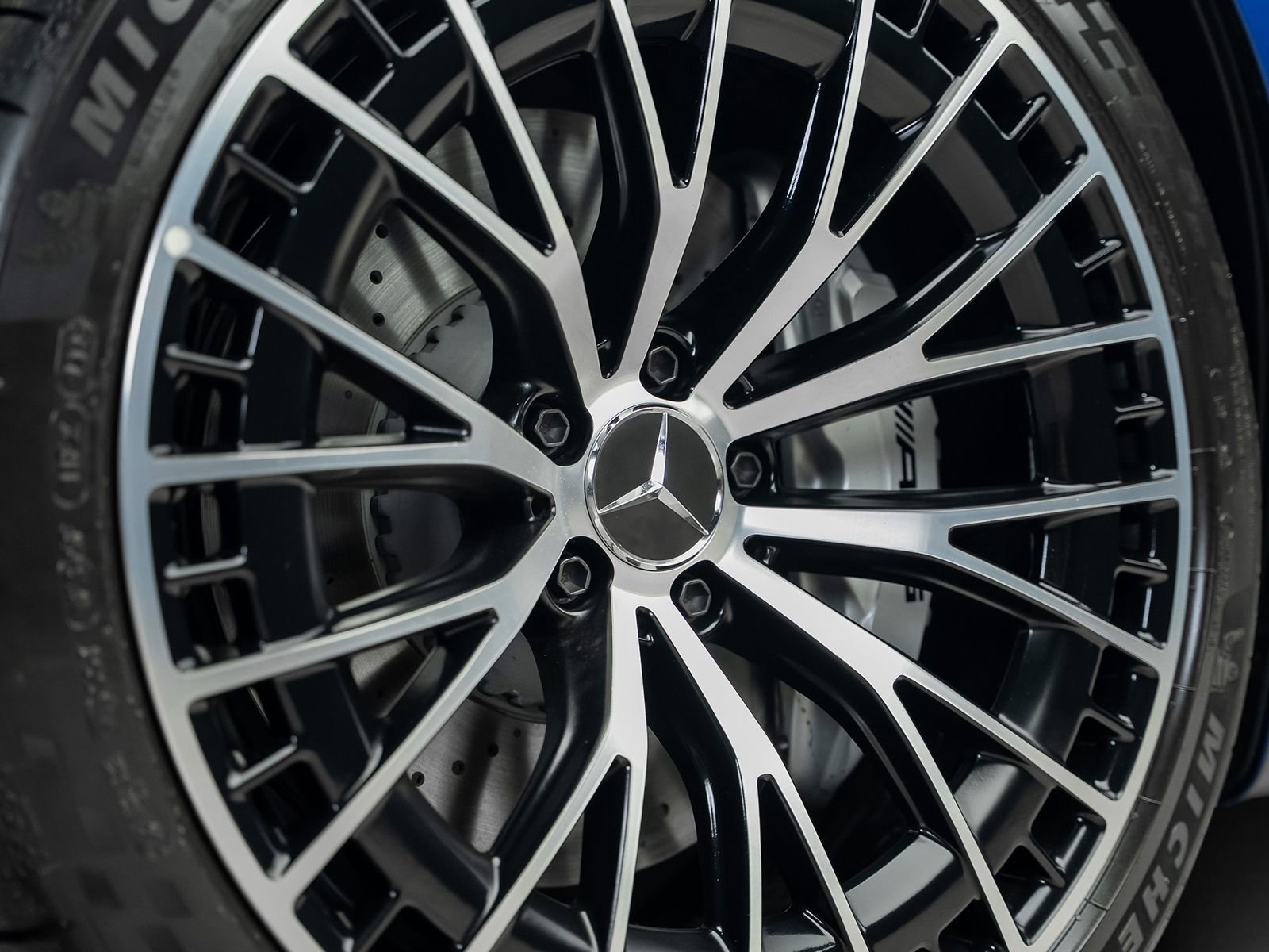 Used 2026 Mercedes-Benz CLE 53 AMG 4MATIC Cabriolet image 6