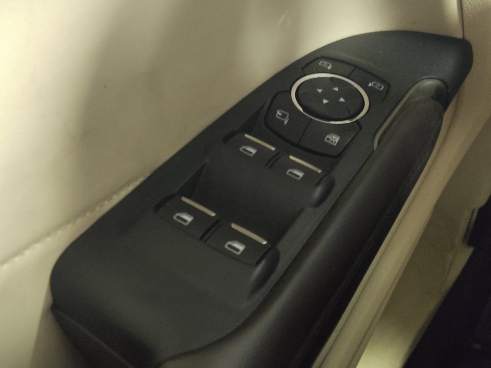Used 2015 Lincoln MKC AWD w/ Equipment Group 101A Select image 27