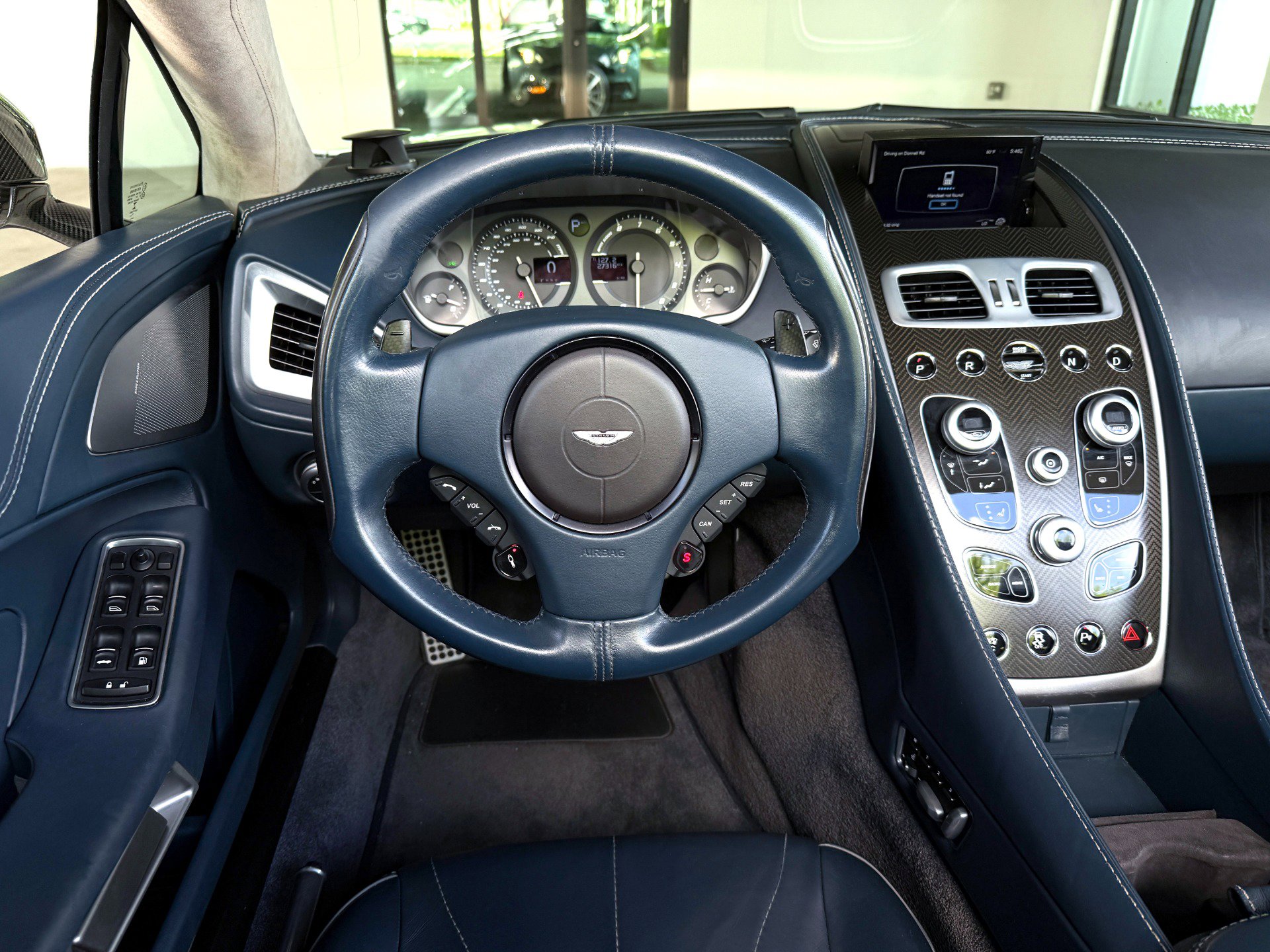Used 2014 Aston Martin Vanquish Volante RWD image 34