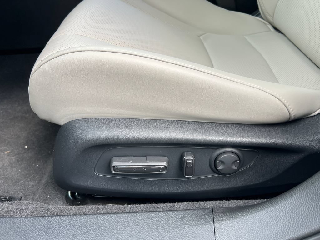 New 2026 Honda Accord Touring image 9