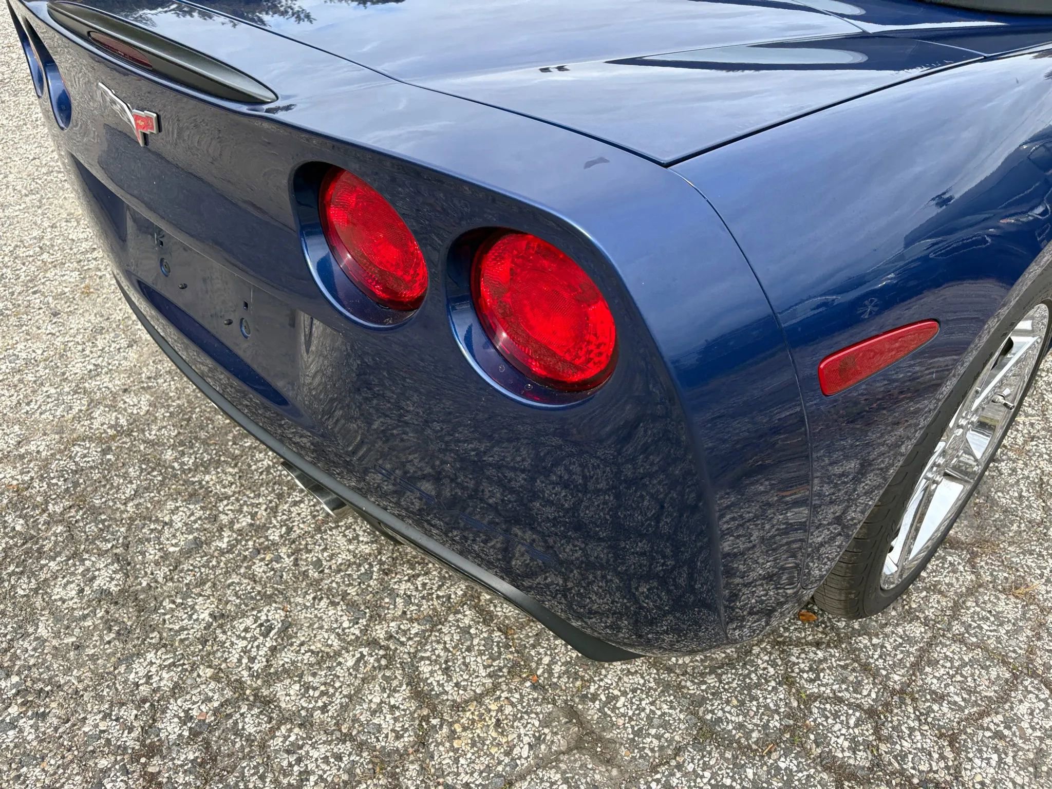 Used 2005 Chevrolet Corvette Convertible 2D w/ Preferred Equipment Group image 23