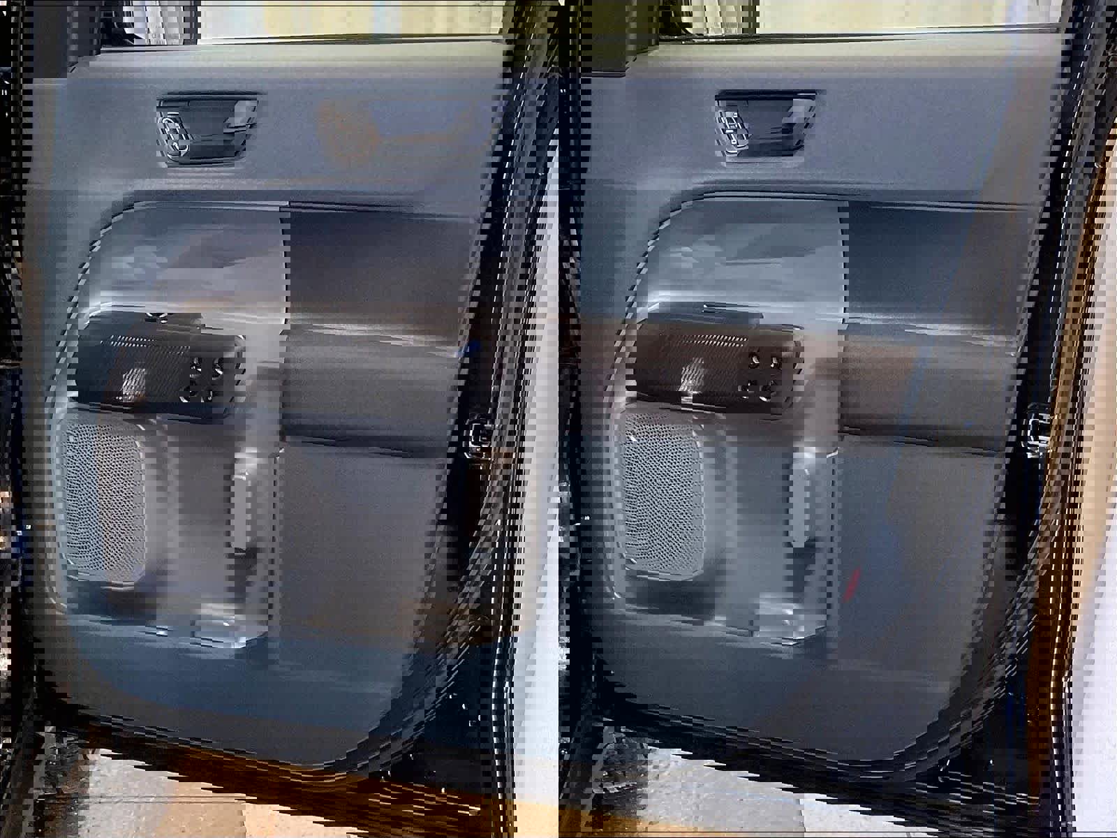 Used 2022 Ford Maverick XL image 12