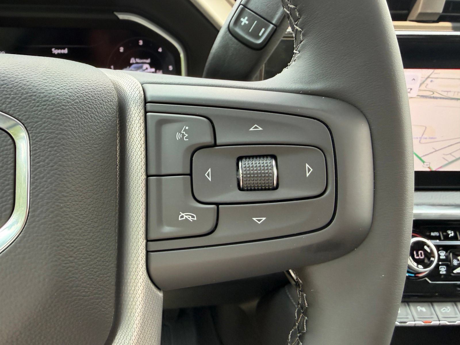 New 2026 GMC Sierra 3500 Denali w/ Denali Reserve Package AWD/4WD image 15