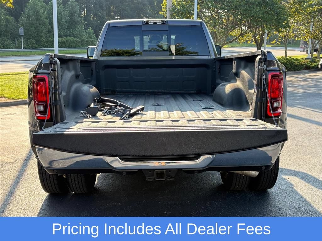 Used 2025 RAM 3500 Tradesman AWD/4WD image 24