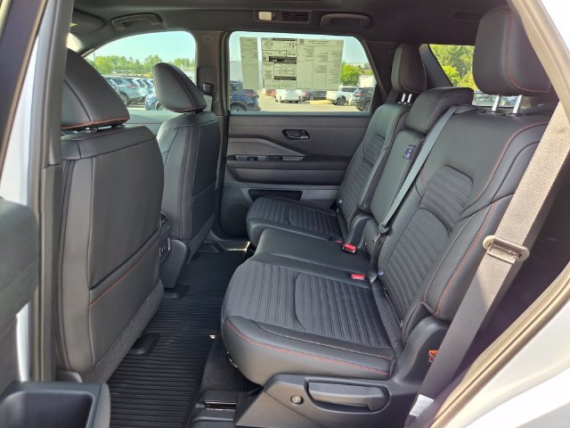 New 2026 Nissan Pathfinder Rock Creek AWD/4WD image 11