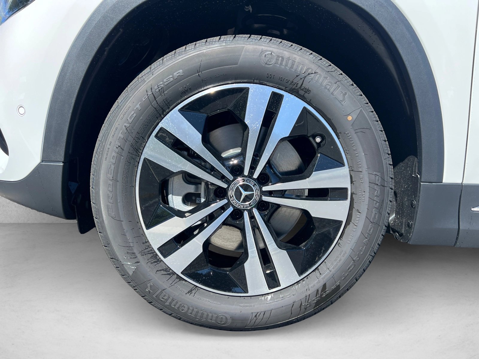 New 2026 Mercedes-Benz GLA 250 4MATIC image 9