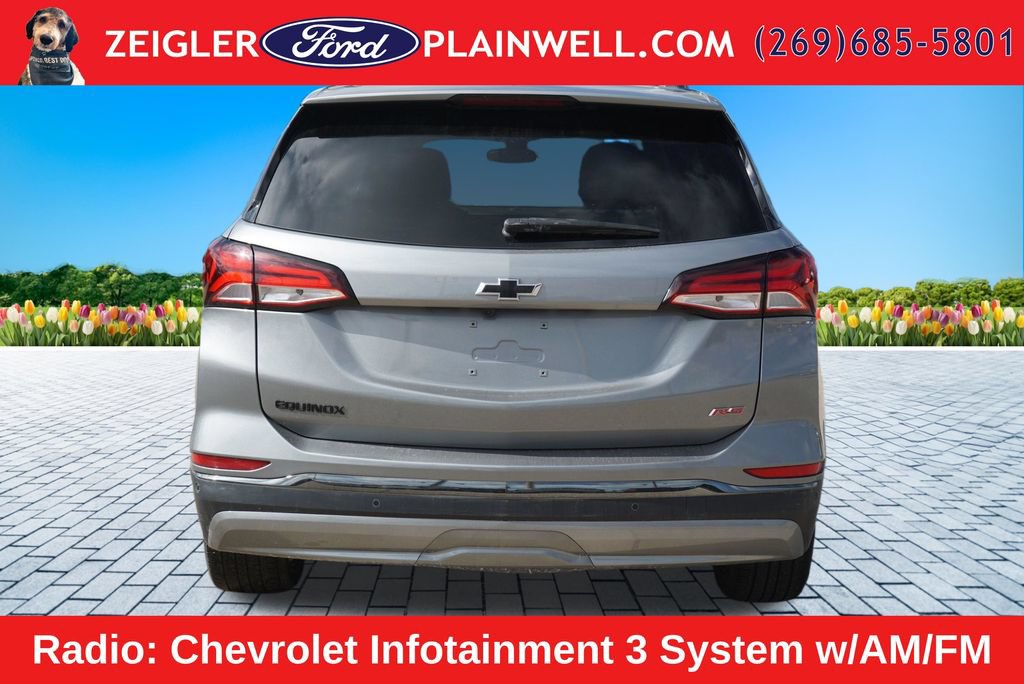 Used 2023 Chevrolet Equinox RS w/ LPO, Floor Liner Package FWD image 4
