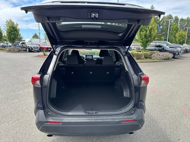 Used 2024 Toyota RAV4 XLE FWD image 12