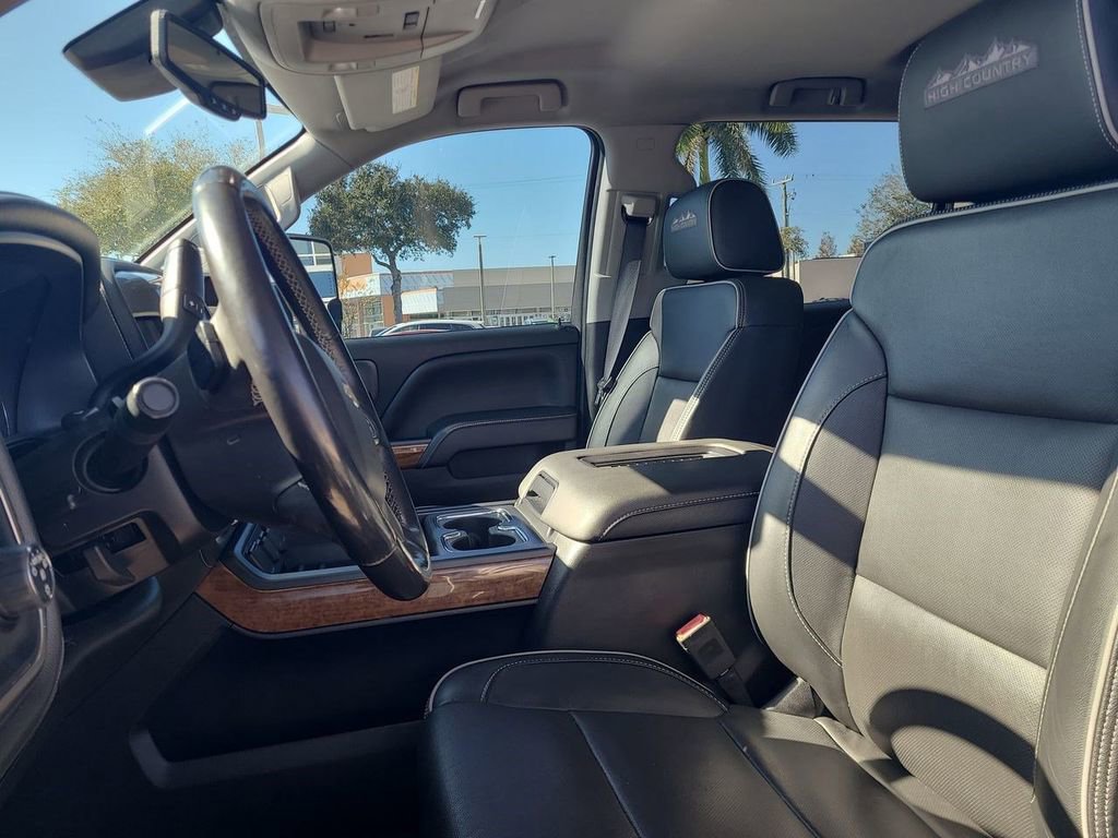 Used 2018 Chevrolet Silverado 2500 High Country w/ Duramax Plus Package image 27