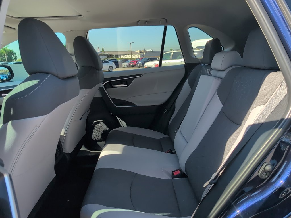 Certified 2025 Toyota RAV4 XLE FWD image 10
