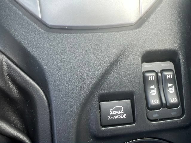 Used 2020 Subaru Crosstrek 2.0i Premium AWD/4WD image 6