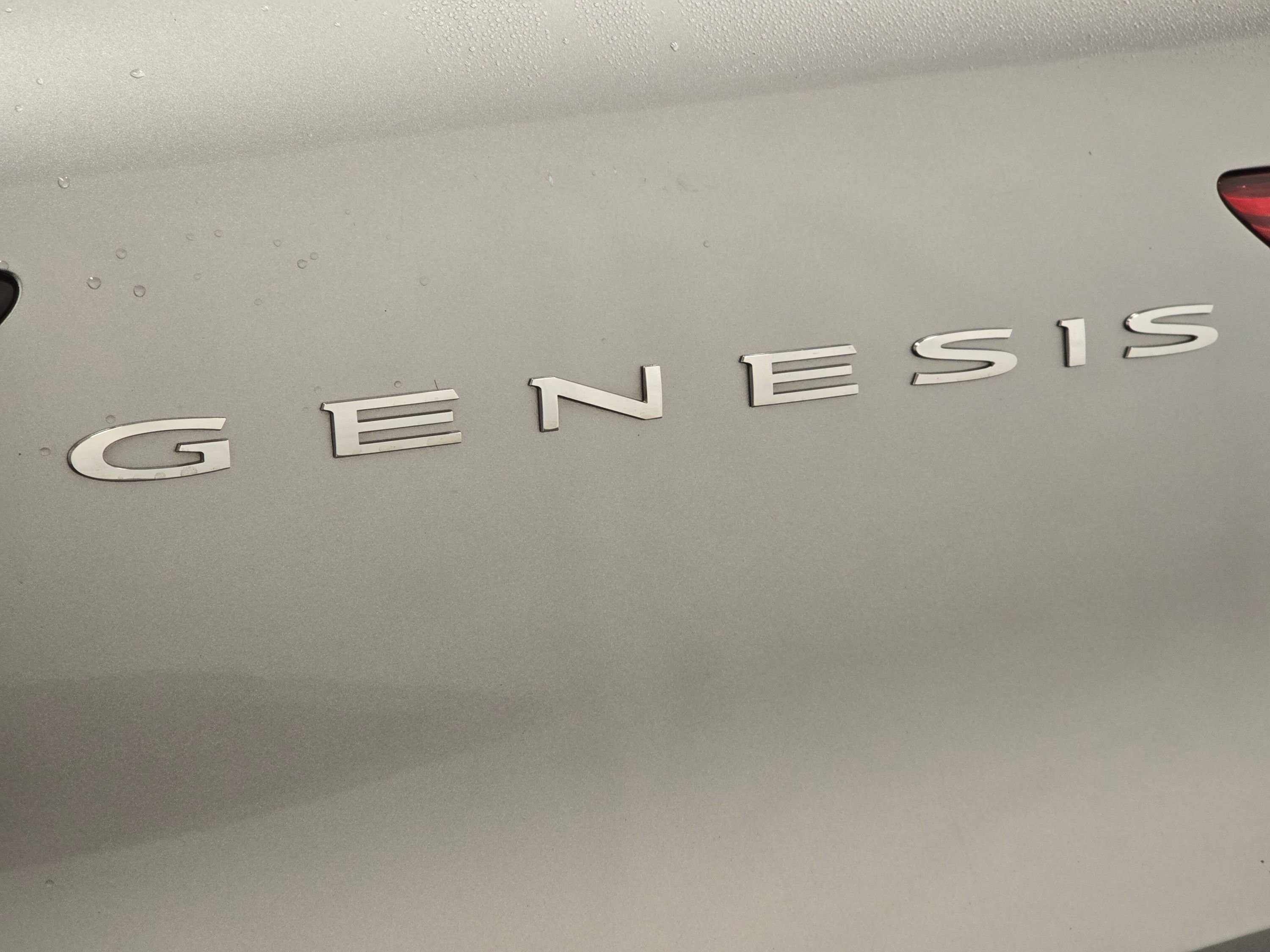 Used 2025 Genesis GV70 2.5T image 32