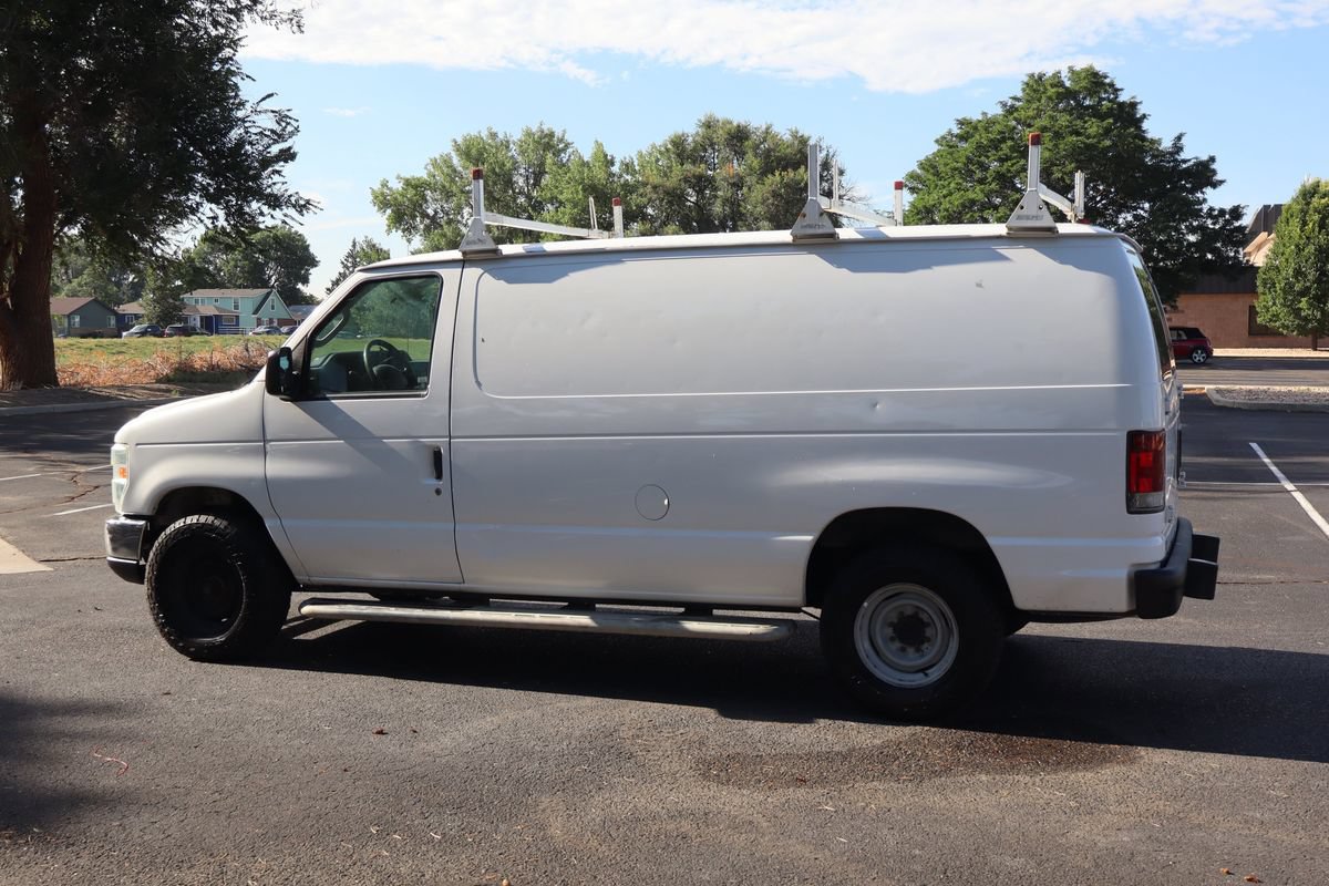Used 2014 Ford E-250 and Econoline 250 w/ Power Group RWD image 8