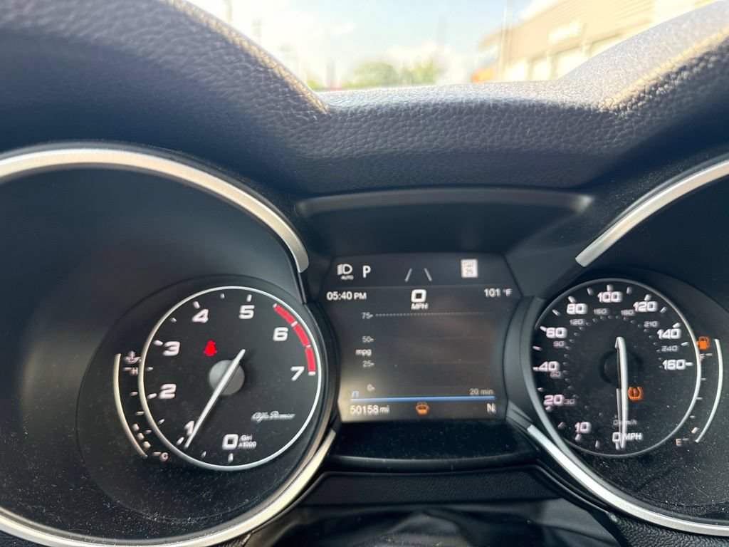 Used 2022 Alfa Romeo Stelvio Ti w/ Active Assist Plus Package AWD/4WD image 16