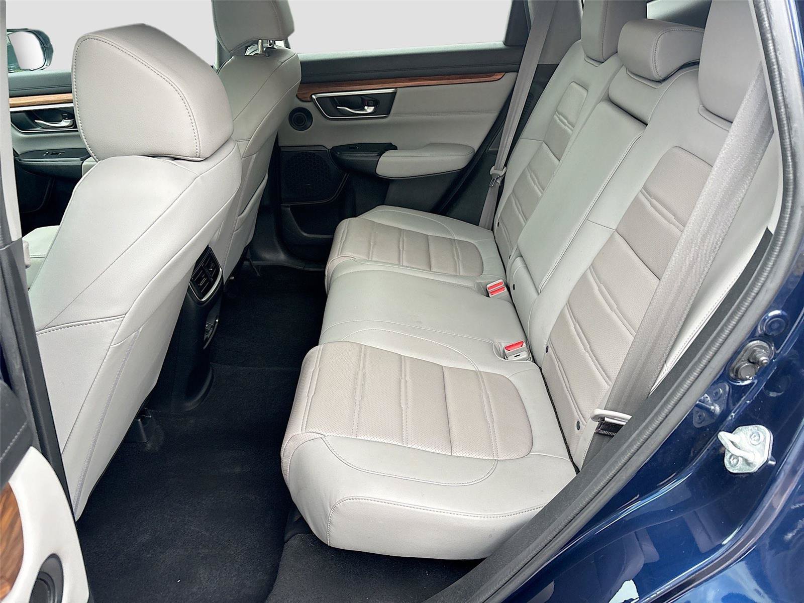 Used 2022 Honda CR-V Touring image 26