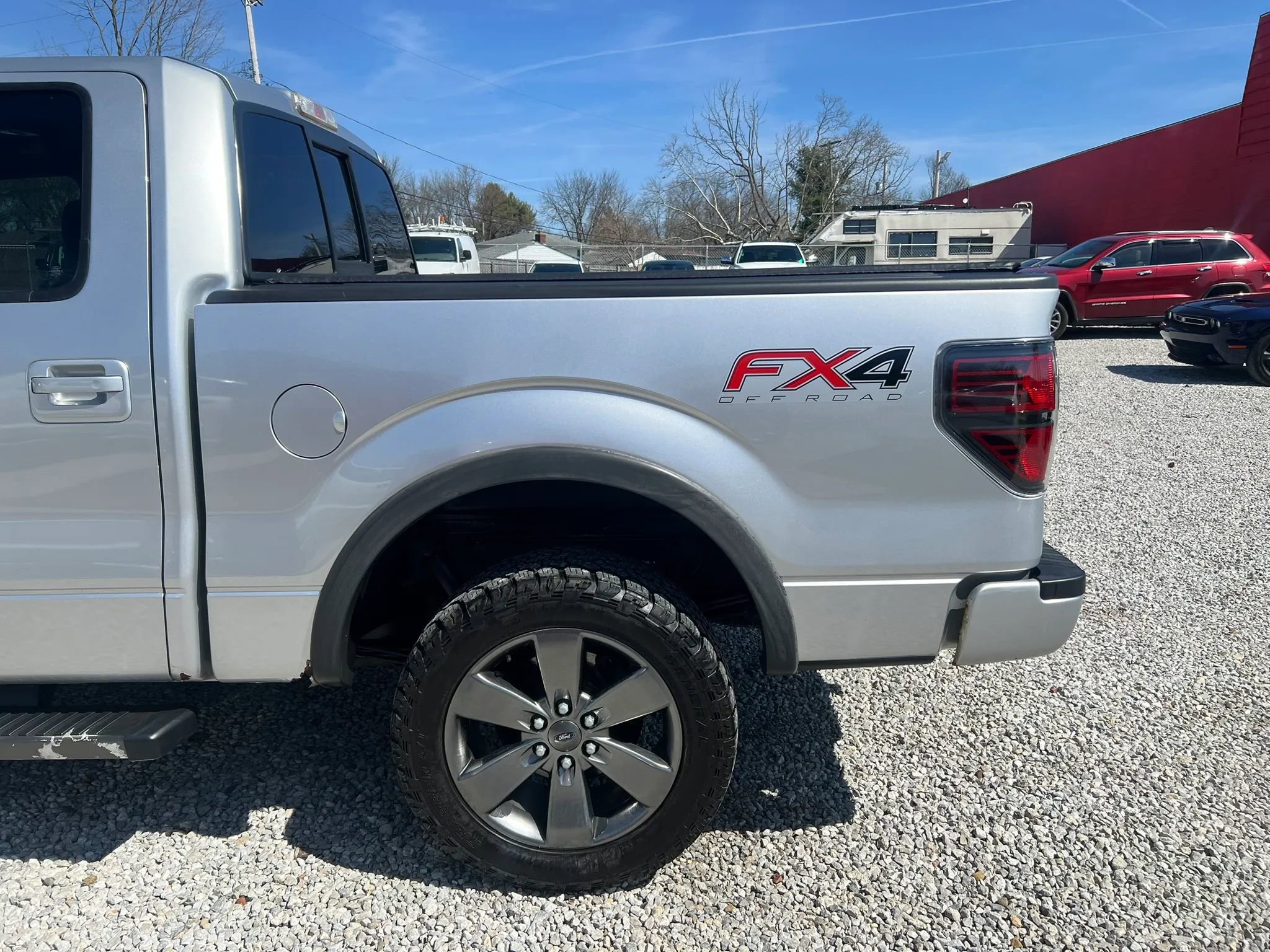 Used 2014 Ford F150 FX4 w/ Equipment Group 402A Luxury AWD/4WD image 5