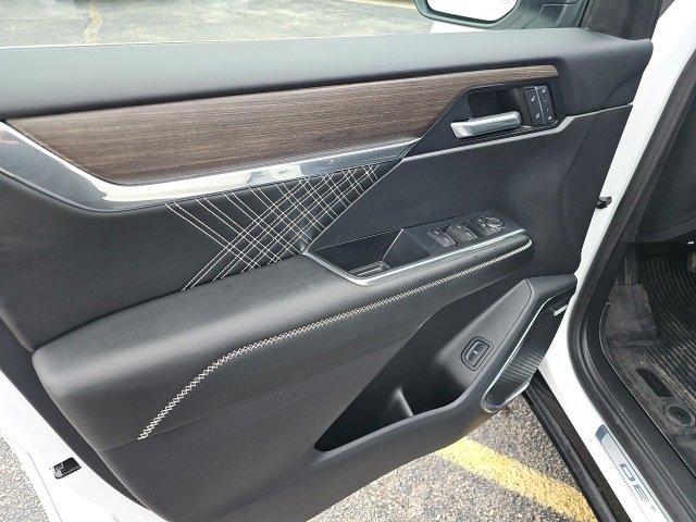 Certified 2024 GMC Acadia Denali w/ LPO, Floor Liner Package image 10