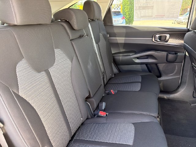 New 2026 Kia Sorento LX FWD image 22